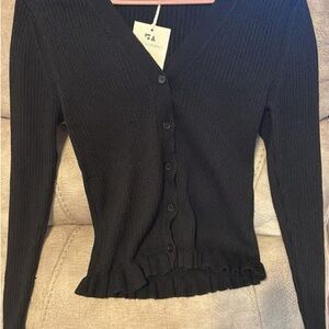 Stylish Black Button-Up Cardigan
